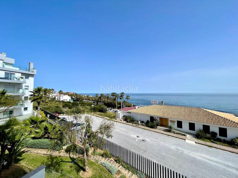 Foto 86de25a9-bcd9-4636-9bc0-656f911ffbc9. Apartamento  con terraza y espectaculares vistas al mar costa en Mijas