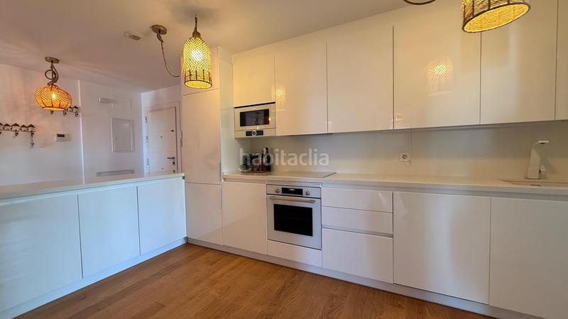 Foto b53adba0-ebb4-4d12-a685-57c15988176f. Apartamento  con terraza y espectaculares vistas al mar costa en Mijas