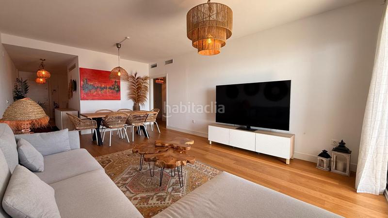 Foto fde015f2-c74d-47e7-8906-3200e15d8602. Apartamento  con terraza y espectaculares vistas al mar costa en Mijas