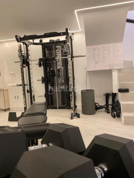 Foto ac16cc04-5eb1-4559-9454-6505db2e18cd. Casa adossada amb calefacció piscina a La Colina Torremolinos