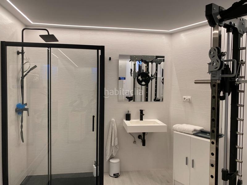 Foto d20acc0b-e5fb-4b03-9bf5-ac58aff7852b. Casa adossada amb calefacció piscina a La Colina Torremolinos