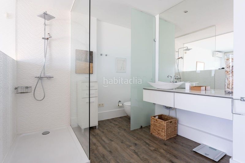 Foto 360cdee9-9c37-41f5-8209-db466ac26ac4. Àtic amb aparcament a Calahonda Mijas