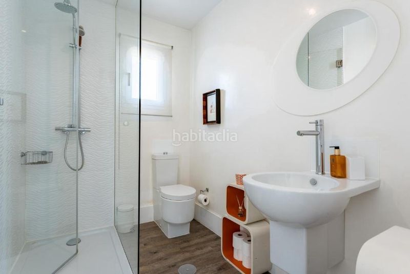 Foto ca50cc75-fe43-4cd3-a9b9-d21b0b4e7948. Àtic amb aparcament a Calahonda Mijas