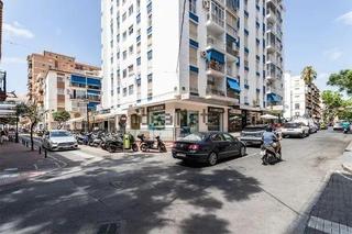 Appartement à Puerto Deportivo. Oportunidad única en pleno centro de fuengirola