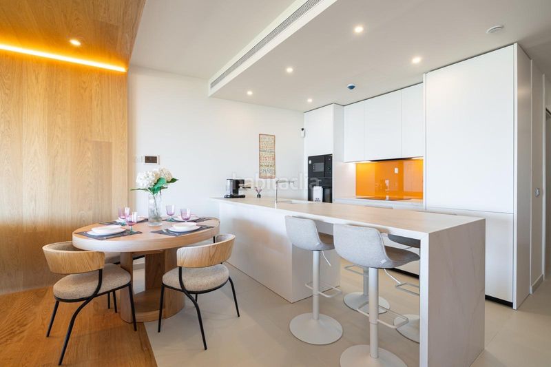 Foto d49d4d5f-c88d-447b-84ba-aeead09030db. Apartament amb calefacció aparcament piscina a El Higuerón Fuengirola