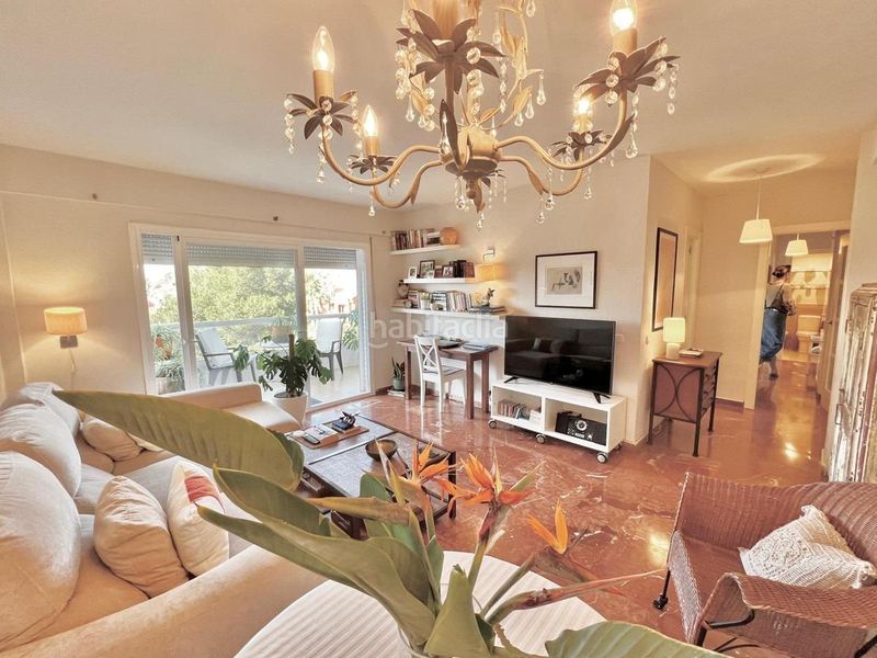 Foto 7f475f10-e61b-4dd6-9795-c1f1807982b6. Apartament amb aparcament a Las Chapas - Alicate Playa Marbella