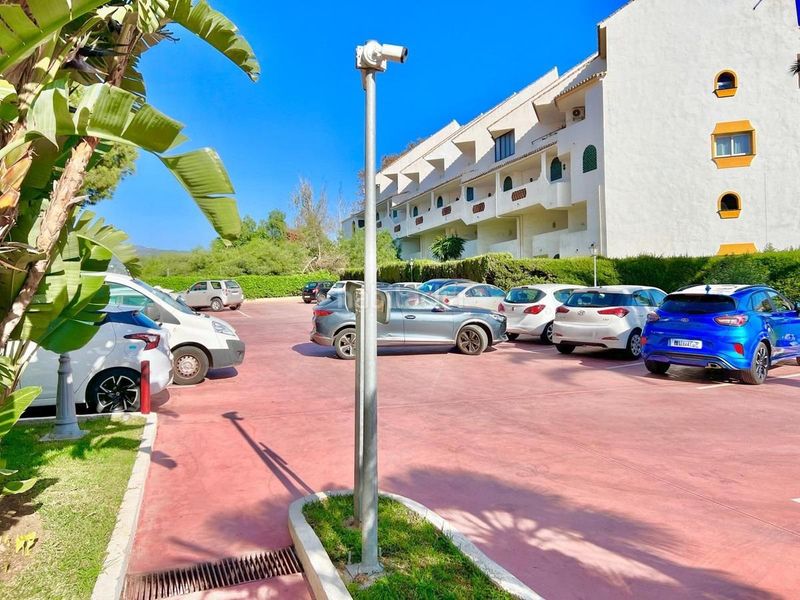 Foto e163a71c-9fed-46b5-8521-3b1fa990f3c7. Apartament amb aparcament a Las Chapas - Alicate Playa Marbella