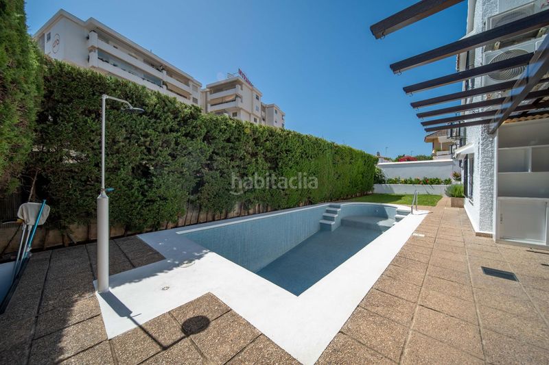 Foto a52f5f69-b666-42d6-89d0-82681daf4f0a. Xalet amb aparcament piscina a Castillo Sohail - Myramar Fuengirola