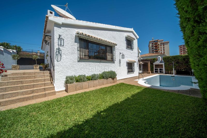 Foto d5e40076-a434-40e7-8bf9-da42ce5f0193. Xalet amb aparcament piscina a Castillo Sohail - Myramar Fuengirola