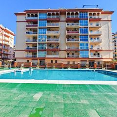 Apartament a Los Boliches. Piso familiar en los boliches, costa del sol a 300m del paseo ma