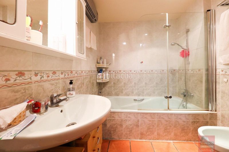 Foto 0a1739d0-cb8e-4fad-ab52-1bb996a24886. Apartament amb aparcament piscina a Los Boliches Fuengirola