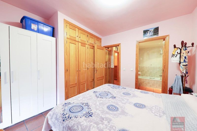 Foto 29ca27b6-1bf8-420a-a744-54d9604d8fdb. Apartament amb aparcament piscina a Los Boliches Fuengirola