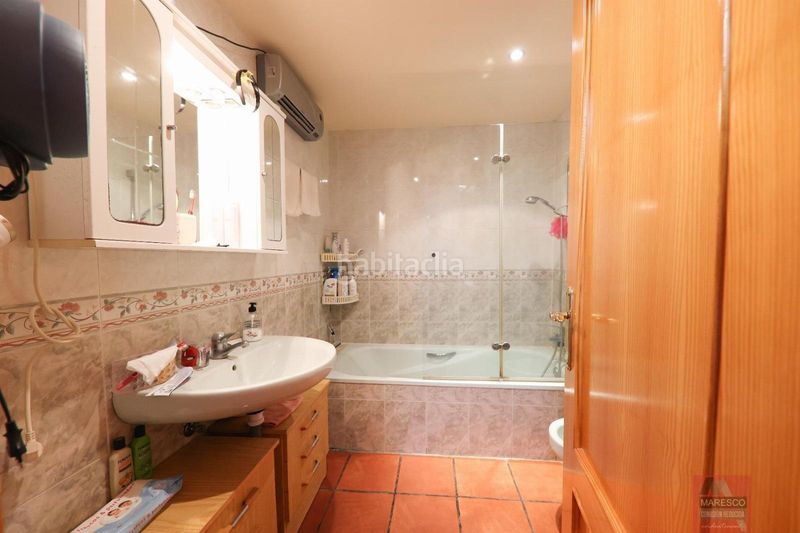 Foto b1181798-56ee-4f09-993b-36f4e80d9987. Apartament amb aparcament piscina a Los Boliches Fuengirola