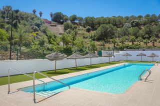 Planta baixa a Campo de Mijas. Bajo con jardín privado de 100 m2 en mijas  urbanización nueva c