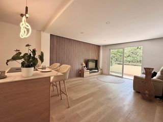 Apartment in Centro ciudad. Piso totalmente renovado en zona residencial tranquila  fuengiro