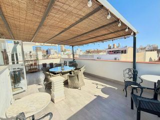 Penthouse in Puerto Deportivo. Exclusivo ático en venta en el centro de fuengirola con espectac