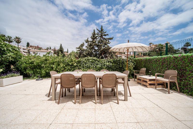 Foto f30e273e-9cbe-460c-b0fa-2a59a2f96142. Xalet amb aparcament piscina a campo de Mijas Mijas