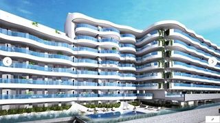 Apartment in Puerto Deportivo. Piso de 2 dormitorios con terraza y vistas al mar en el centro d