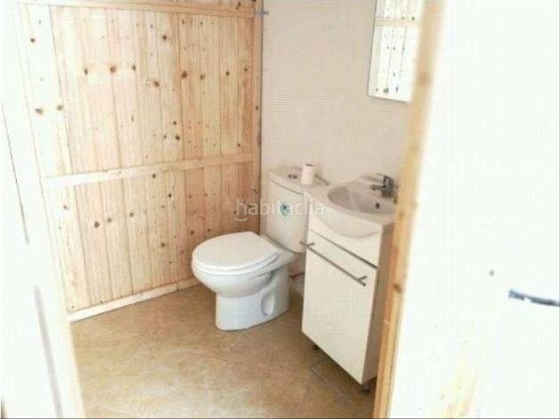 Foto 25eeaa1b-ff42-4281-97c0-631234268617. Local comercial local en zona comercial en Coín