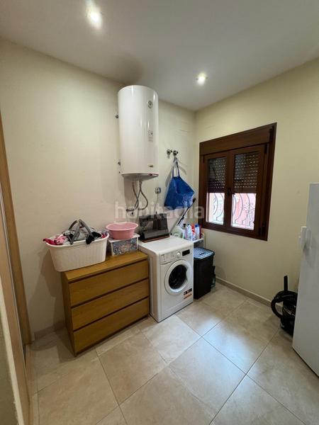 Foto 54e255ac-fc54-43dd-8991-da5bcb1267eb. Chalet mit parking in Arroyo de la Miel Benalmádena