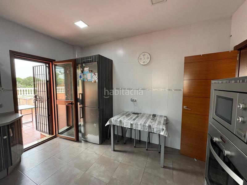 Foto 9b0d2762-e51d-4bba-b09b-0a41d299df88. Chalet mit parking in Arroyo de la Miel Benalmádena