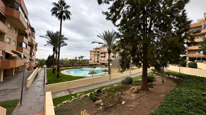 Foto d9aa2e5c-adfb-4448-ba2d-eae62b279c96. Piso  en venta en El Pinillo en El Pinillo Torremolinos