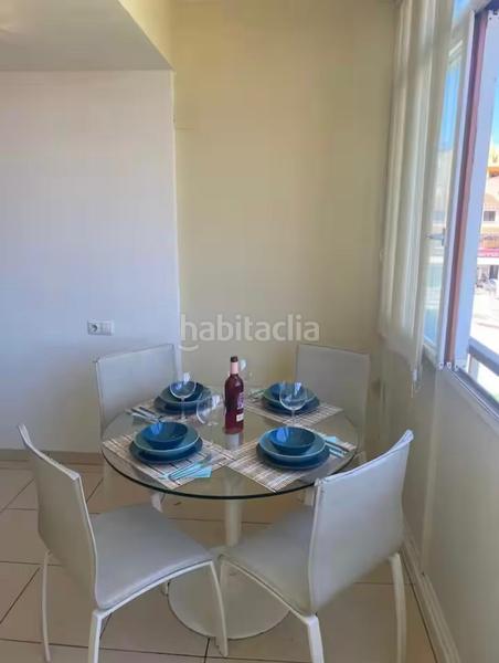 Foto 4248ce21-687f-44f9-a51d-17a01643c19c. Apartament amb piscina a El Bajondillo Torremolinos