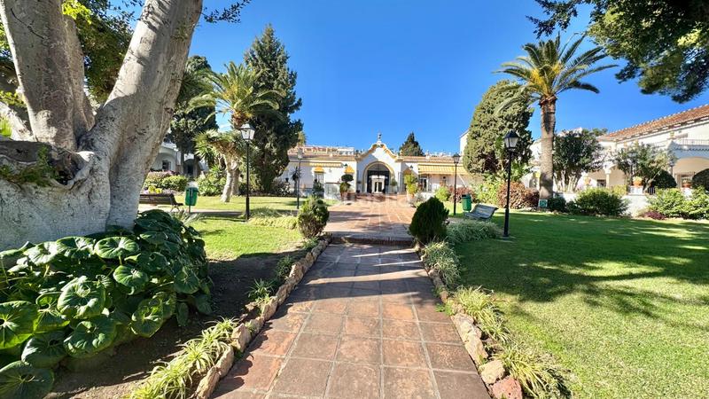 Foto 2d88a179-0e41-4e6b-9c95-4fbae913461e. Piccolo appartamento con parcheggio piscina in Montemar Torremolinos