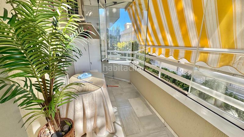 Foto 2f0fabc5-4846-4ec1-8335-606db55517ba. Piccolo appartamento con parcheggio piscina in Montemar Torremolinos