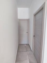 Piso en Parque Victoria Eugenia. Bajo en venta en málaga