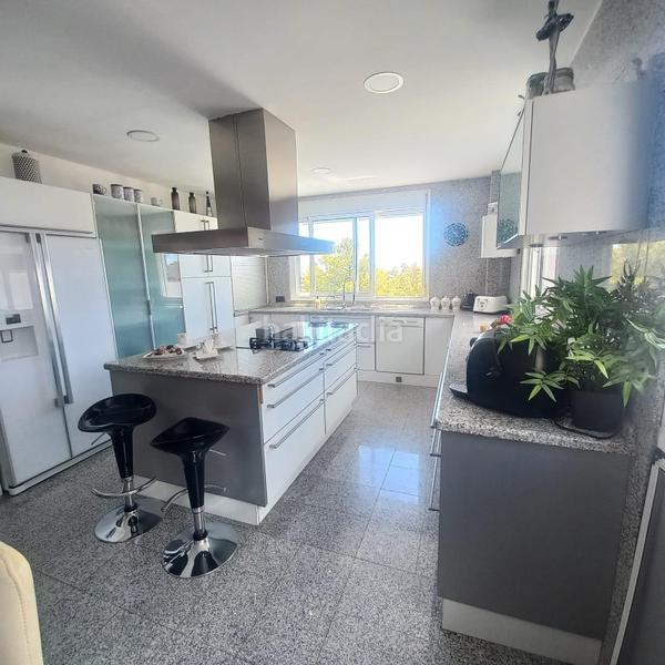 Foto 51c247b4-e7a8-43ef-aeba-4e0ec9b44478. Chalet  en venta en el pinar en El Pinar- Palacio de Congresos Torremolinos