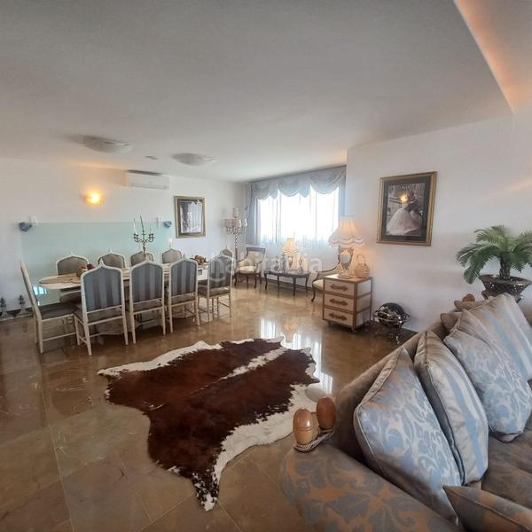 Foto efa0b725-eeaf-436f-800c-6feef3cba5f5. Chalet  en venta en el pinar en El Pinar- Palacio de Congresos Torremolinos