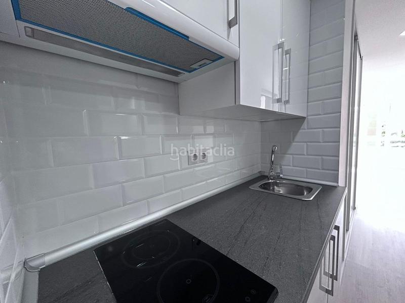 Foto 05be4eea-ac9e-49c9-bd7b-a31925e4c2a5. Apartamento  en venta en Ayuntamiento Torremolinos