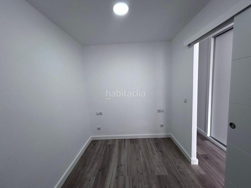Foto eb94be3f-de66-45d0-9c51-98a2183c2a6c. Apartamento  en venta en Ayuntamiento Torremolinos