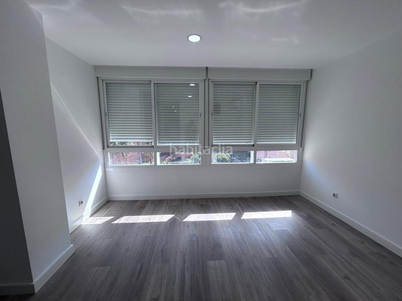 Foto f1296e66-9dbc-46cc-9545-442e5d967671. Apartamento  en venta en Ayuntamiento Torremolinos