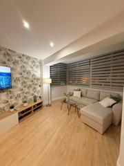 Apartament  Avenida de los manantiales. Piso dos dormitorios reformado en el centro de torremolinos