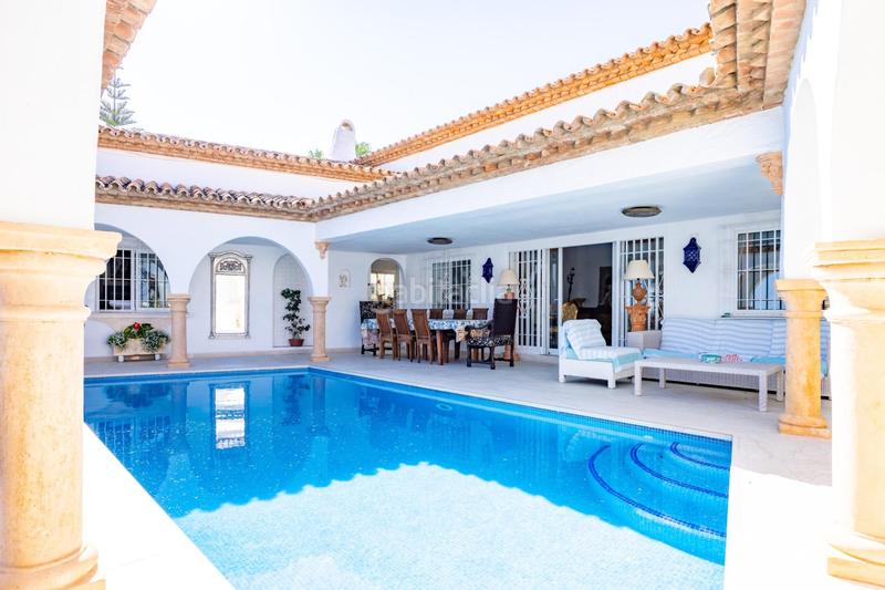 Foto cbe1153a-9845-4cfb-882c-d4b1807289a8. Miete chalet mit heizung parking pool in Cabopino - Artola Marbella