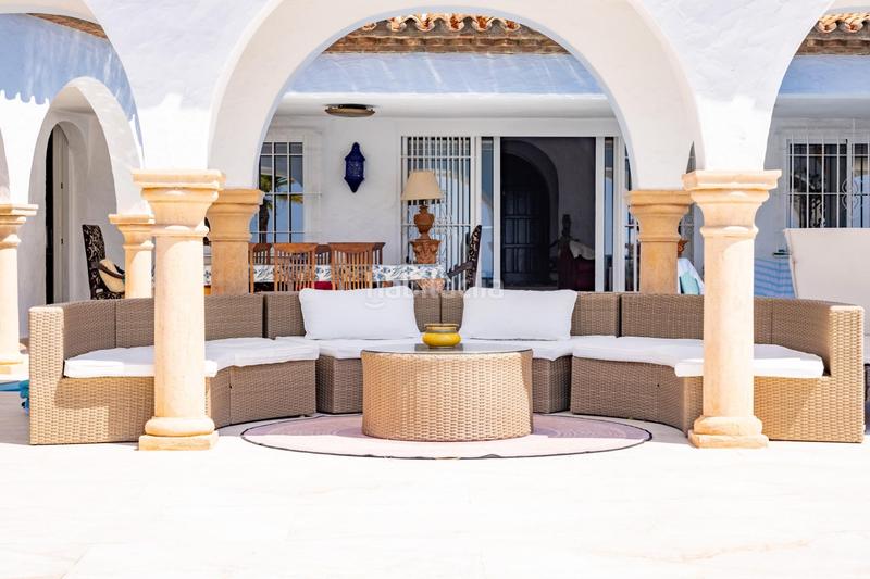 Foto 0a9d0331-6080-4135-ba00-cbfa7ca834dd. Rent chalet with heating parking pool in Cabopino - Artola Marbella