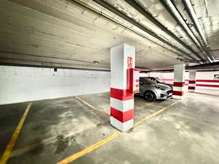 Location Parking voiture à El Bajondillo. Plaza de aparcamiento en alquiler torremolinos