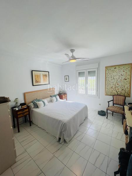 Foto 7cc0617f-96dc-4be6-bd31-8116f8aa2ec0. Casa aparellada amb calefacció aparcament a La Colina Torremolinos