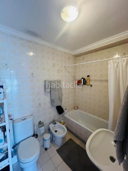 Foto 8617d551-91bd-4a13-bf85-ac4fd6c33440. Casa aparellada amb calefacció aparcament a La Colina Torremolinos