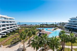 Apartamento en Los Álamos. Apartamento deluxe en 1 línea de playa en los álamos.