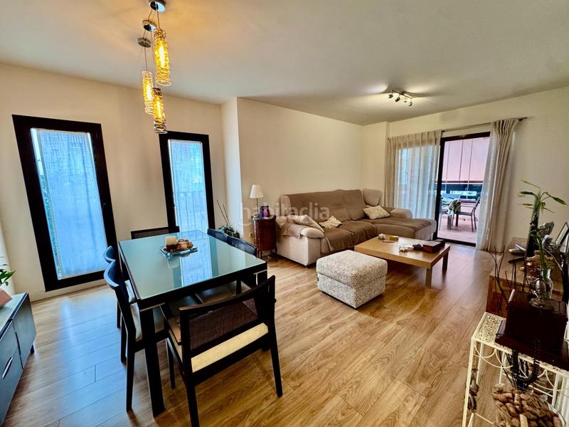 Foto 3a008513-522e-4595-b9f8-f87ee0701773. Appartamento con parcheggio piscina in Arroyo de la Miel Benalmádena