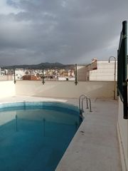 Rent Penthouse  Calle alonso de palencia. Alquiler ático en el centro de málaga 3 hab.
