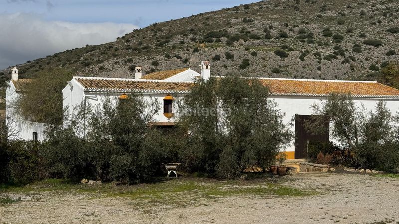 Foto 59ed1afa-e322-4a6a-8c4e-7a49eb1fb4a8. Masia amb aparcament piscina a Teba