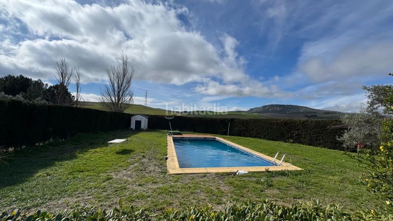 Foto 94bd2c04-4863-42b1-8efb-ff7371cfb9b9. Masia amb aparcament piscina a Teba