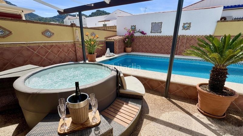 Foto b974727c-37fd-43d2-8750-0707fa11d2f4. Xalet amb calefacció aparcament piscina a Jardines de Alhaurín-Huerta Alta-Fuensanguínea Alhaurín de la Torre