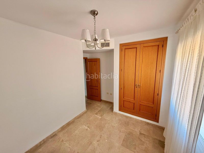 Foto 0b53ae7b-3835-4d54-968f-00da73798539. Pis amb calefacció aparcament piscina a El Pinillo Torremolinos