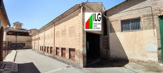Local Comercial a Fuente Vaqueros. Nave urbana en fuente vaqueros