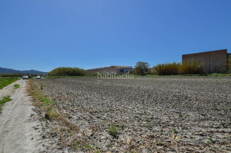 Foto 3bb5a7c6-b0aa-4f3c-baaf-e769000eef13. Terreny residencial a Motril ciudad Motril